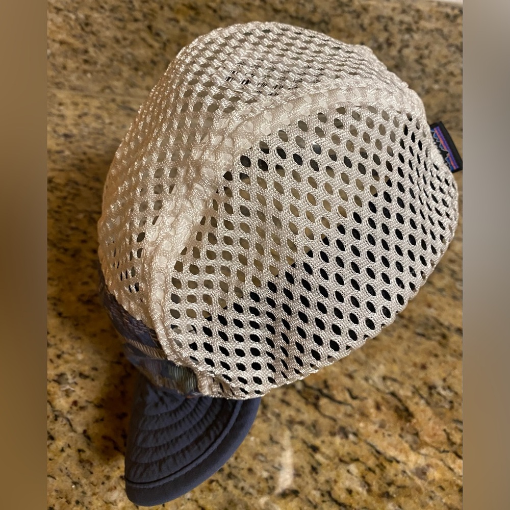 Patagonia 5 Panel Hat Adjustable Soft Short-Bill Mesh Cap Tribal Aztec OSFM - Picture 3 of 5